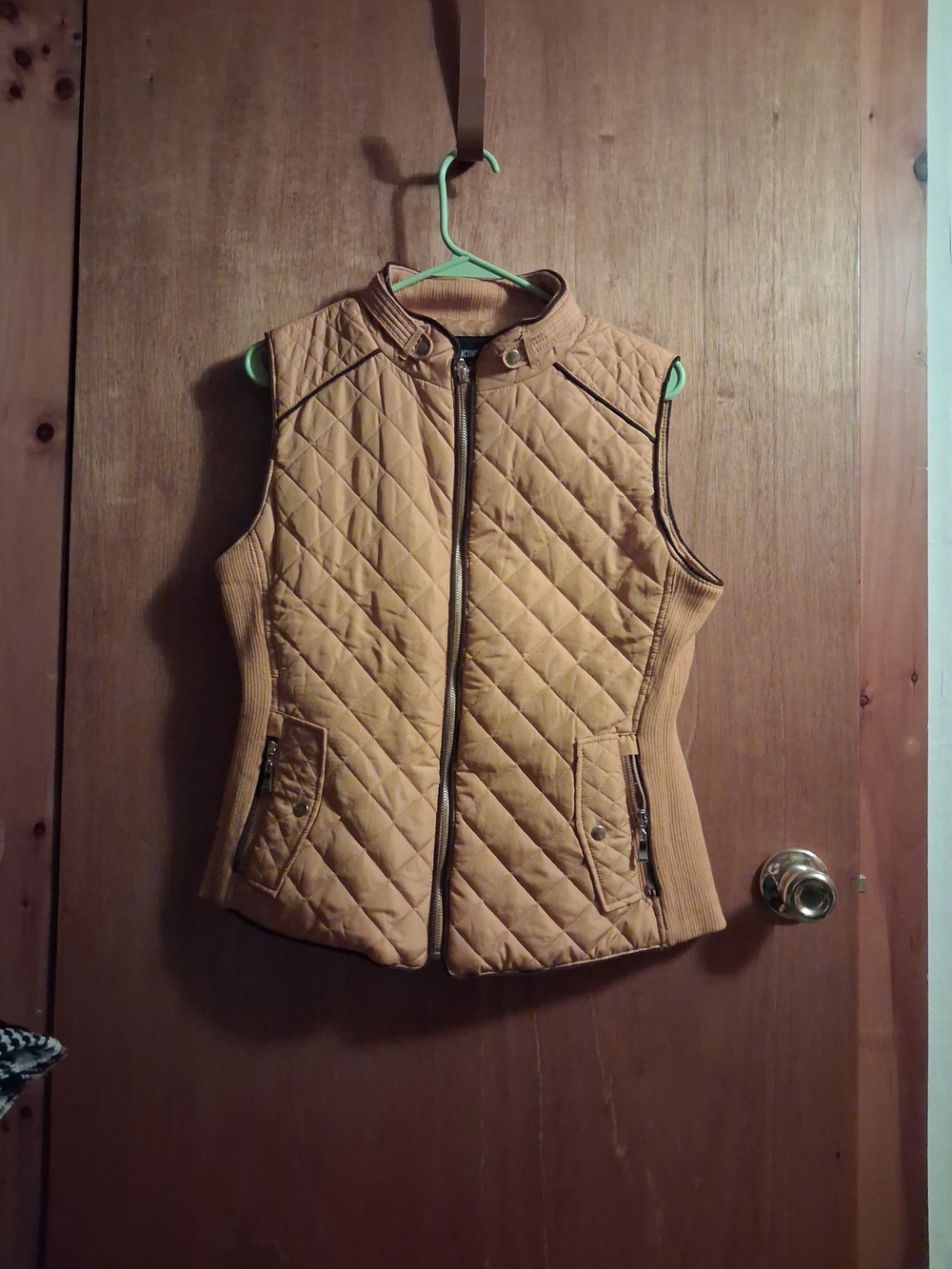 Quilted Sleeveless Zip Vest in Mustard- Women's Jacket